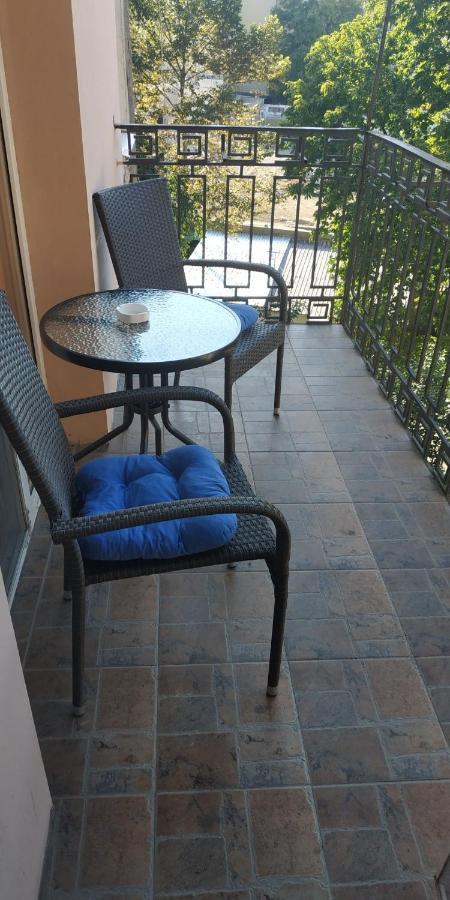 Центр Торговая 6 Apartment Odessa Luaran gambar